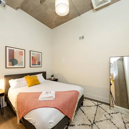 Family-friendly 3br Near Mccormick Place, Soldier Field & Shedd Aquarium, A Prime South Loop Spot
