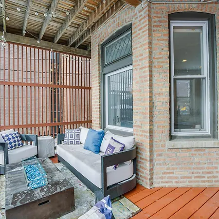 Spacious With Deck About 3 Mi To Downtown Chicago! * Chicago