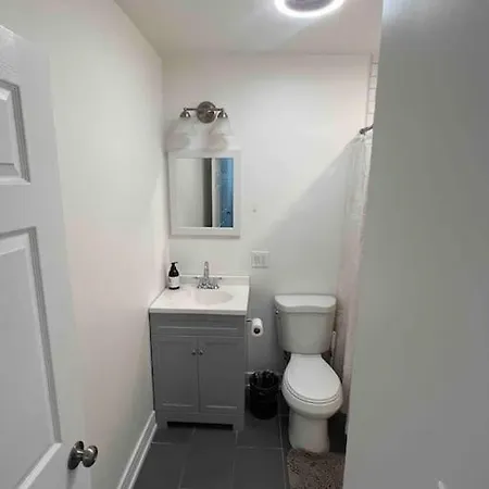 Apartment Lovely 3-bedroom In Bronzeville