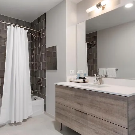 Apartment Aurelien Spacious In The Heart Of Gold Coast