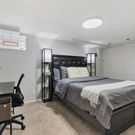 Luxury Apartment Chicago