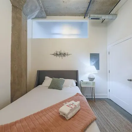 Apartment Cozy 2br With Optional Parking And Gym Access Near Field Museum, Lakefront & Mccormick Place *