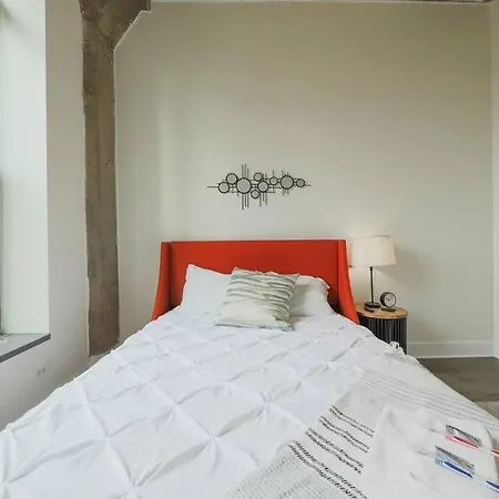 Cozy 2br With Optional Parking And Gym Access Near Field Museum, Lakefront & Mccormick Place Apartment *