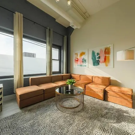 Luxury 6br Prime South Loop Perfect Location For Families Or Groups Near Soldier Field, Museum Campus & Mccormick Place