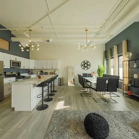 Apartment Luxury 6br Prime South Loop Perfect Location For Families Or Groups Near Soldier Field, Museum Campus & Mccormick Place *