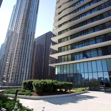 Radisson Blu Aqua Hotel, 4* Chicago