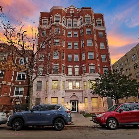 Lively & Fully Furnished 1br - Kenwood 408 Apartment Chicago