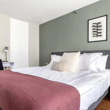 River N 1br W Gym Pool Nr Magnificent Mile Chi-269