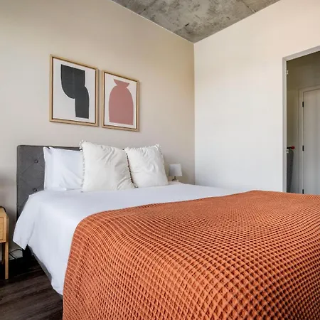 River North 1br Nr Riverwalk W Yoga Chi-1040 * Chicago