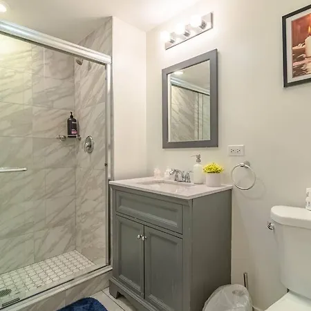 Apartment Stylish 420 Friendly 3br Near Soldier Field And Mccormick Place *