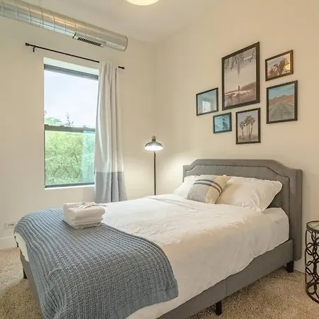Apartment Stylish 420 Friendly 3br Near Soldier Field And Mccormick Place