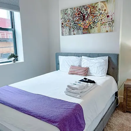 Spacious 420-friendly 2br Retreat Near Mccormick Place, Grant Park And Soldier Field Apartment *