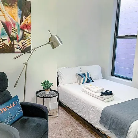 Spacious 420-friendly 2br Retreat Near Mccormick Place, Grant Park And Soldier Field * Chicago