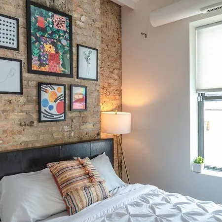 Apartment Cozy 420-friendly 3br Retreat Near Mccormick Place, Grant Park And Soldier Field