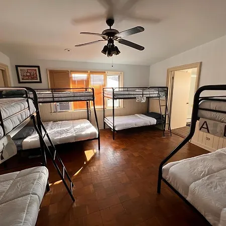 Hostel Pill Hill Mansion