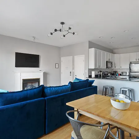 The Upscale Getaway Near Downtown *