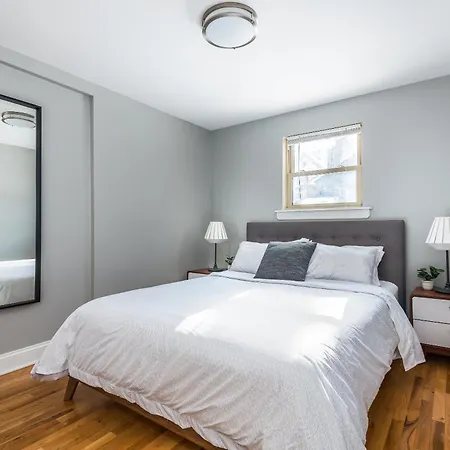 Apartment The Bright Retreat In Andersonville