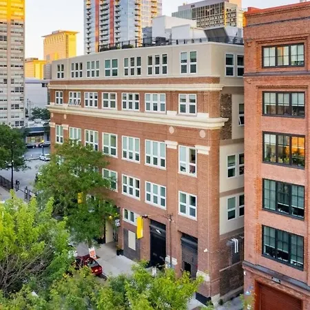 Apartment Bright 2br With Gym And Optional Parking Near Soldier Field, Museum Campus, Mccormick Place