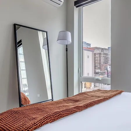 Apartment River North 1br W Terrace Grills Yoga Chi-1032