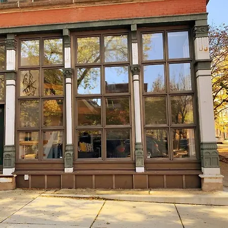 Apartment Lincoln Park Light-filled Loft *