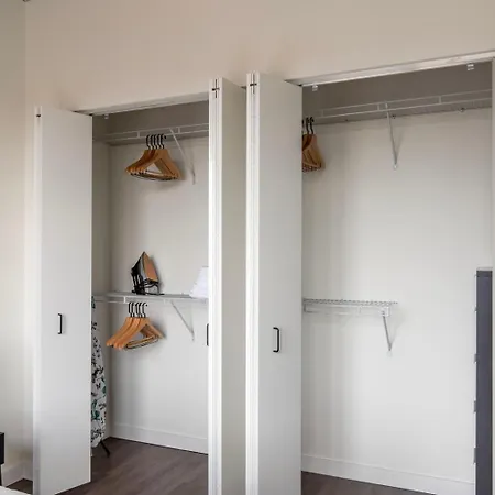 River North 1br W Pool Gym Nr Riverwalk L Chi-1030