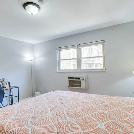 Apartment Vacation 11 Mi To Downtown Chicago
