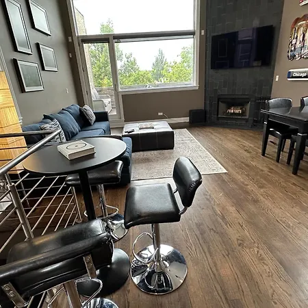 Holiday home Wrigley Penthouse With Private Roof Deck And Parking Chicago