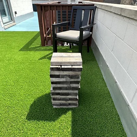 Wrigley Penthouse With Private Roof Deck And Parking *