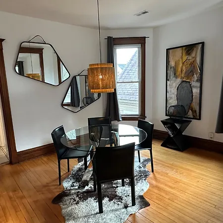 Holiday home Vintage-modern Hideaway In Logan Square