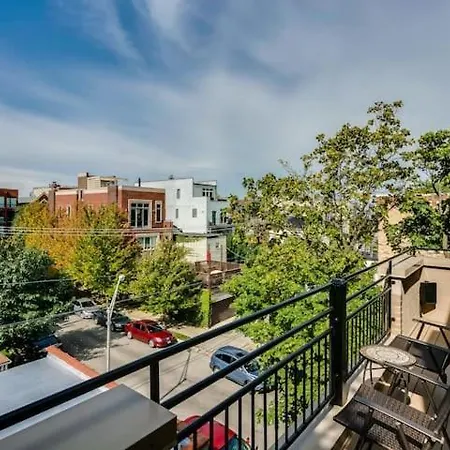 Upscale Penthouse Private Balcony