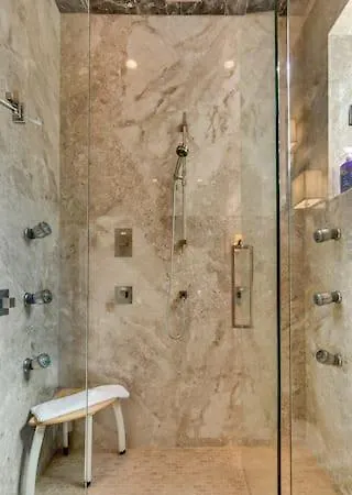Holiday home Upscale Penthouse Private Balcony *