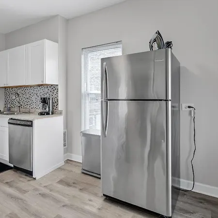 Holiday home Spacious Hideaway Minutes From Downtown With Parking Chicago