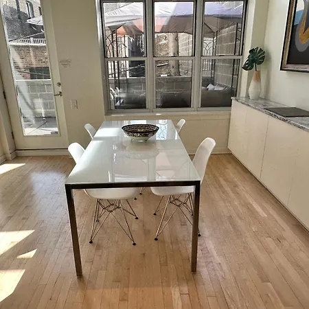 Old Town Pied-a-terre With Private Terrace And Parking! *