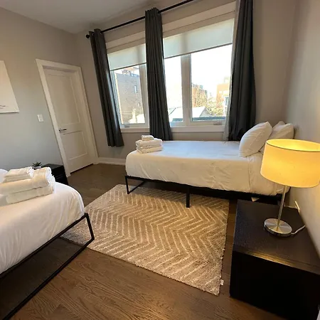 Modern Sfh Near Mccormick Place & Soldier Field *