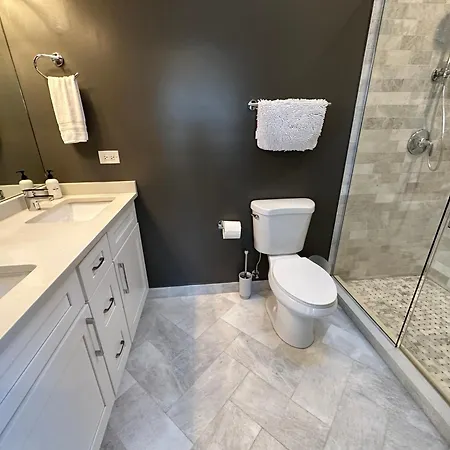 Holiday home Modern Sfh Near Mccormick Place & Soldier Field