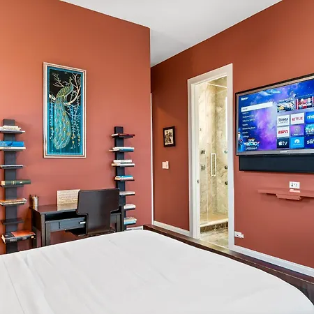Luxe Penthouse With Theater And Amazing * Chicago