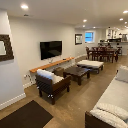 Logan Square Oasis Holiday home Chicago