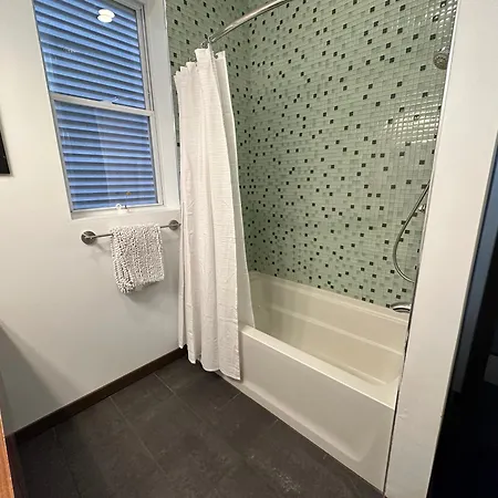 Logan Square Hideaway Holiday home *