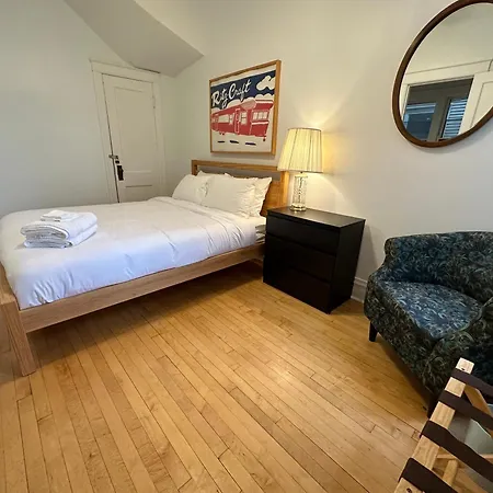 Holiday home Logan Square Hideaway