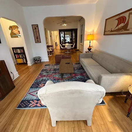 Logan Square Hideaway Holiday home Chicago