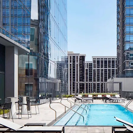 S Loop W Gym Pool Wd Nr The L Chi-185 * Chicago