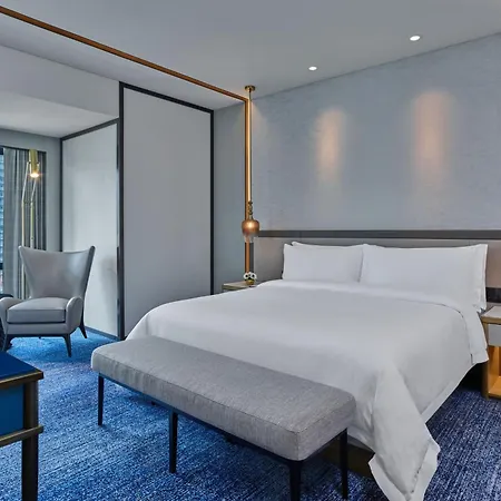The St. Regis 5*