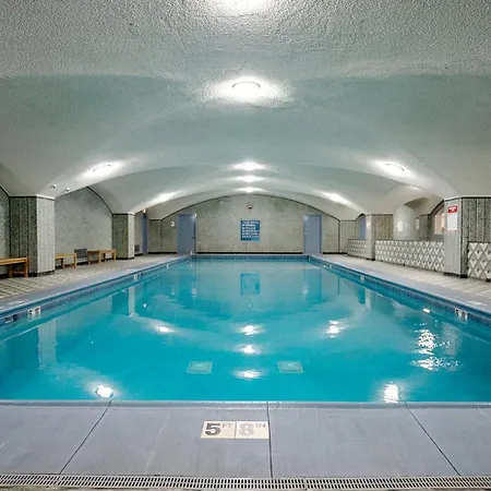 Uptown 1br W Fire Pits Indoor Pool Nr Beach Chi-973 Apartment