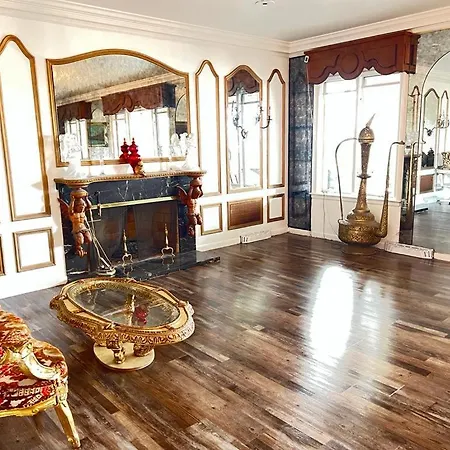 Pill Hill Mansion *
