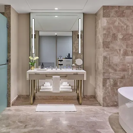 The St. Regis 5* Chicago