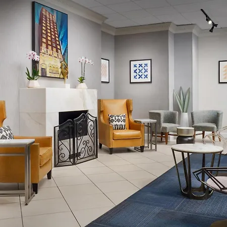 Express - Magnificent Mile By Ihg Chicago