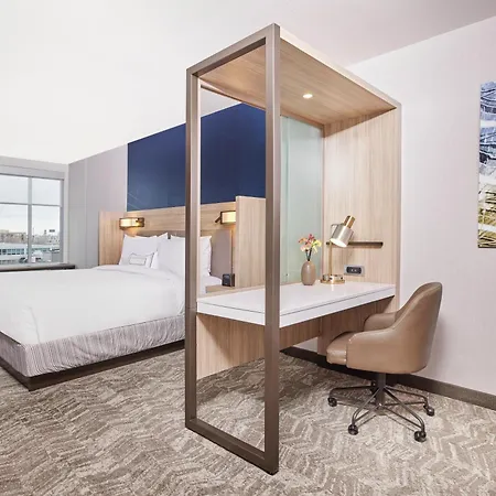 Springhill By Marriott Chinatown Hotel 3*