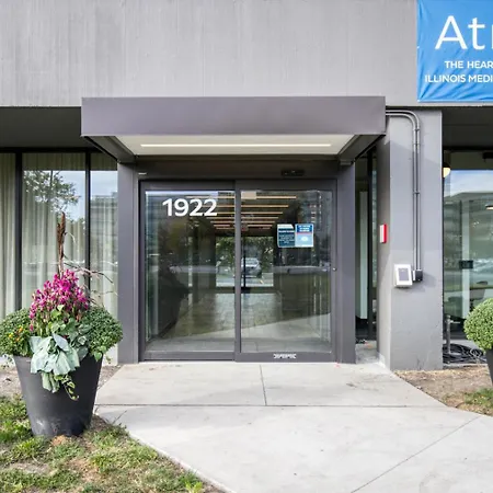 Medical District 1br W Gym Wd 1 Block To L Chi-462 Apartment
