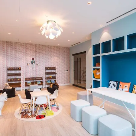 S Loop 1br W Pool Lounge Nr Cta Trains Chi-353