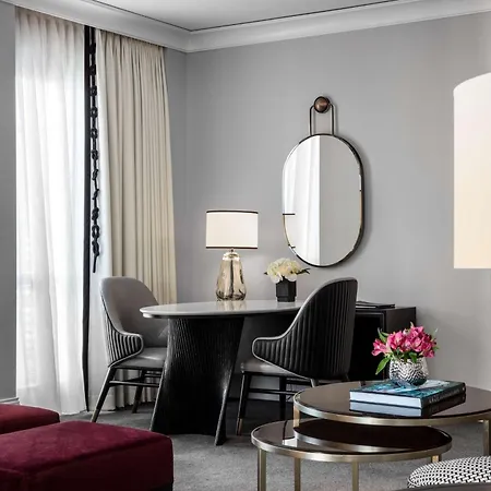 Waldorf Astoria Chicago